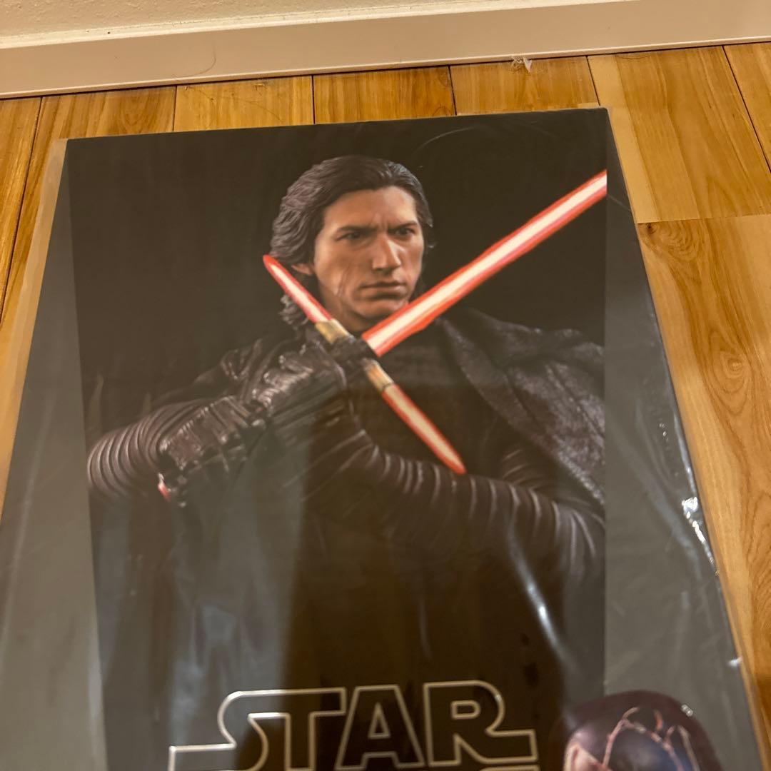 【新品未開封】ホットトイズMMS560スター・ウォーズ カイロ・レン1/6