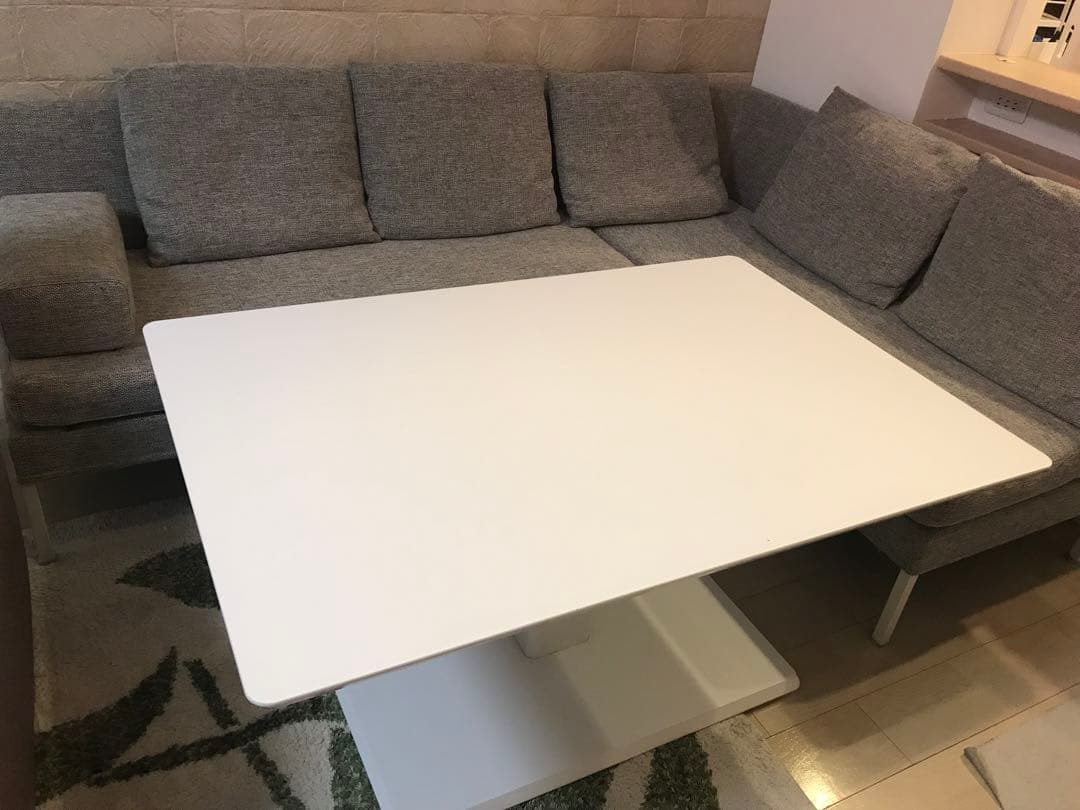 大塚家具　昇降ダイニングテーブル