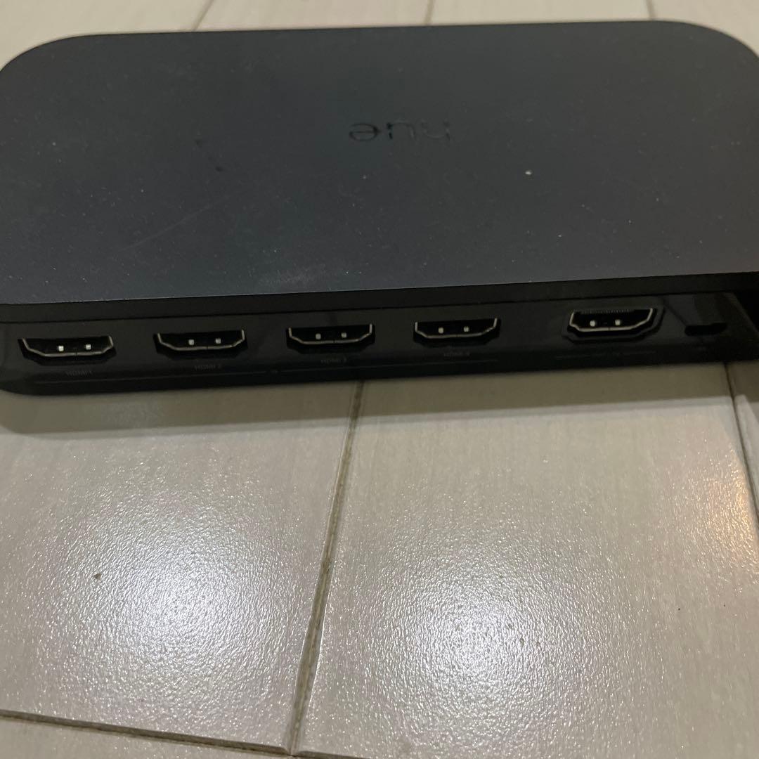 美品 Philips Hue Play HDMI Sync Box