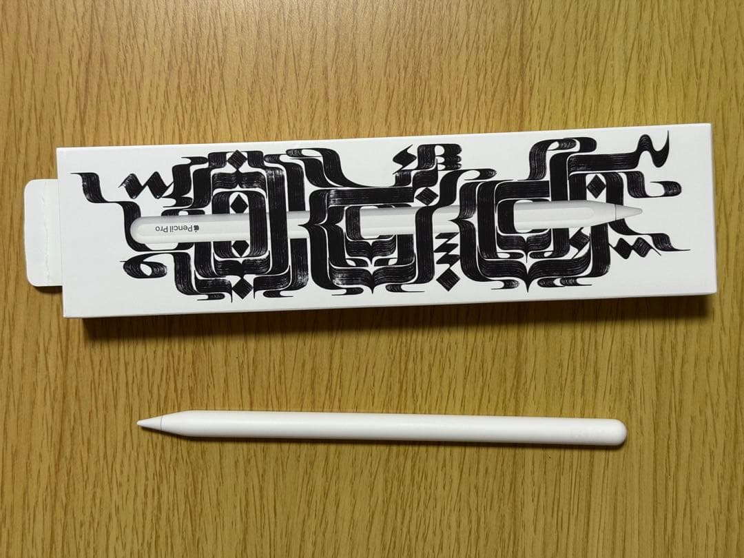 【美品】iPad Pro M4 13 256GB Pencil・キーボード付