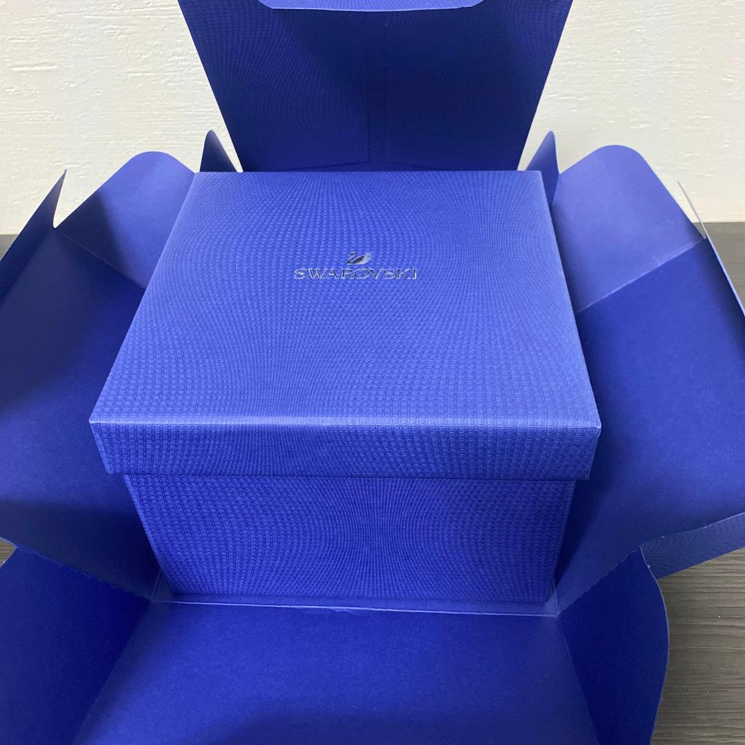 スワロフスキー★バタフライと花　置物