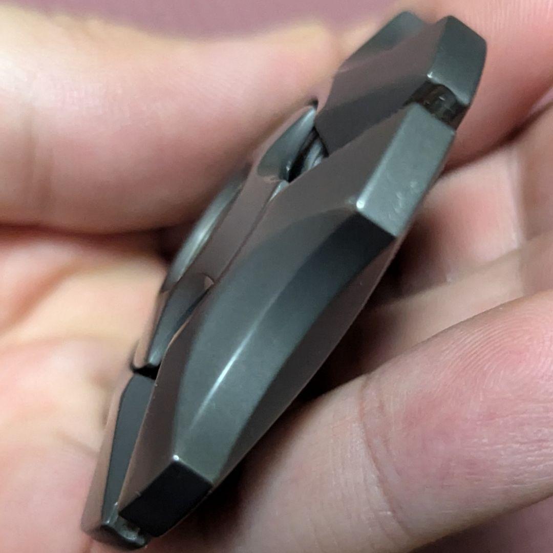 特注品 4枚羽 チタン製 ハンドスピナー EDC