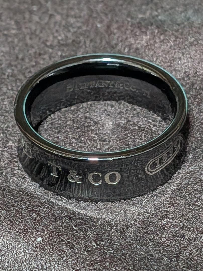 中古　TIFFANY&Co.　ナローチタンリング
