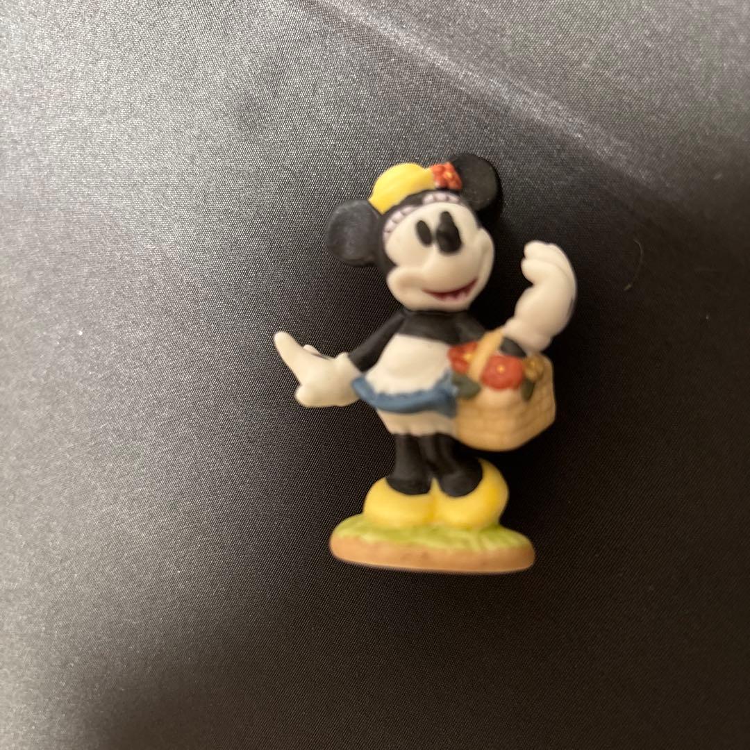 ディズニー 加藤工芸 ガーデンフィギュア ミニチュア陶器 くまのプーさん なかま