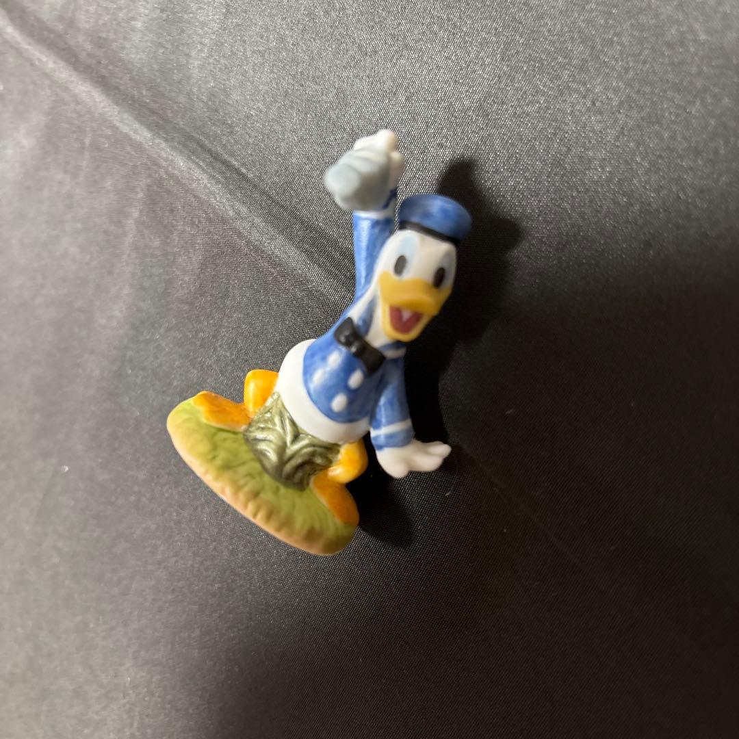 ディズニー 加藤工芸 ガーデンフィギュア ミニチュア陶器 くまのプーさん なかま