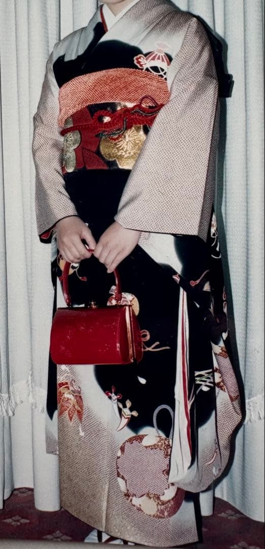 振袖フルセット　早い者勝ち！大特価！　宝尽くし柄　正絹　中古　成人式　フォーマル