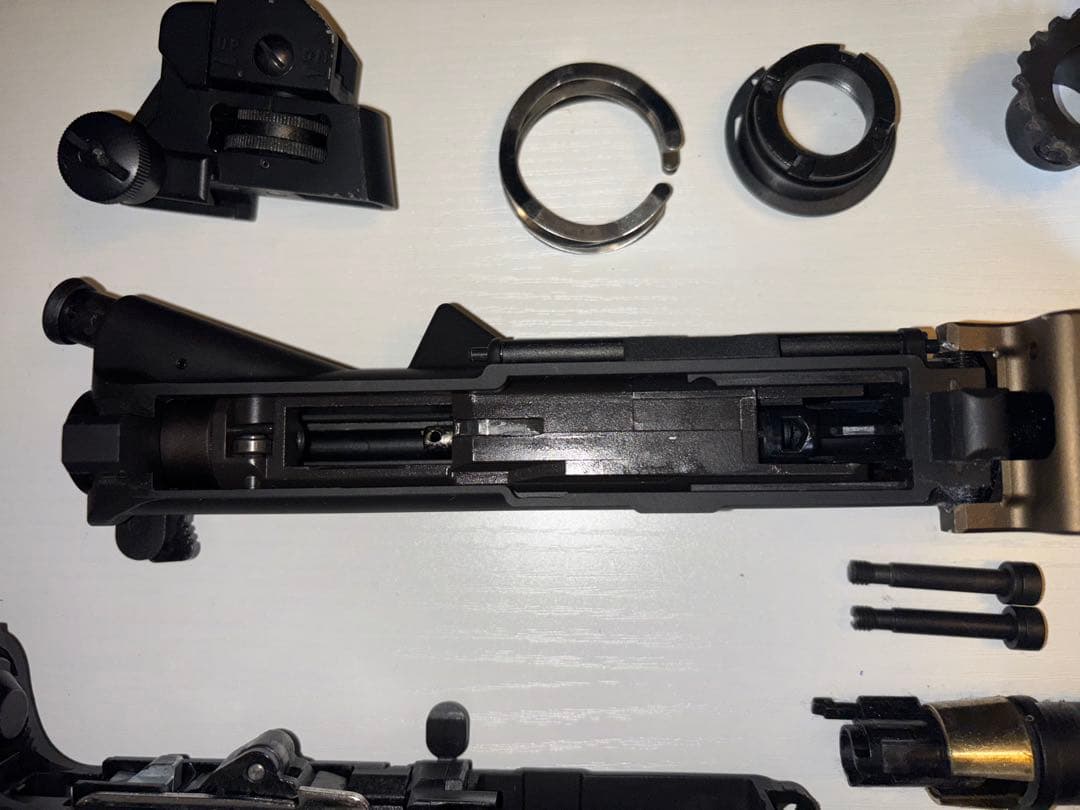 東京マルイ CQBR BLOCK1 MWS ハンドガードが取れない(仮ジャンク)