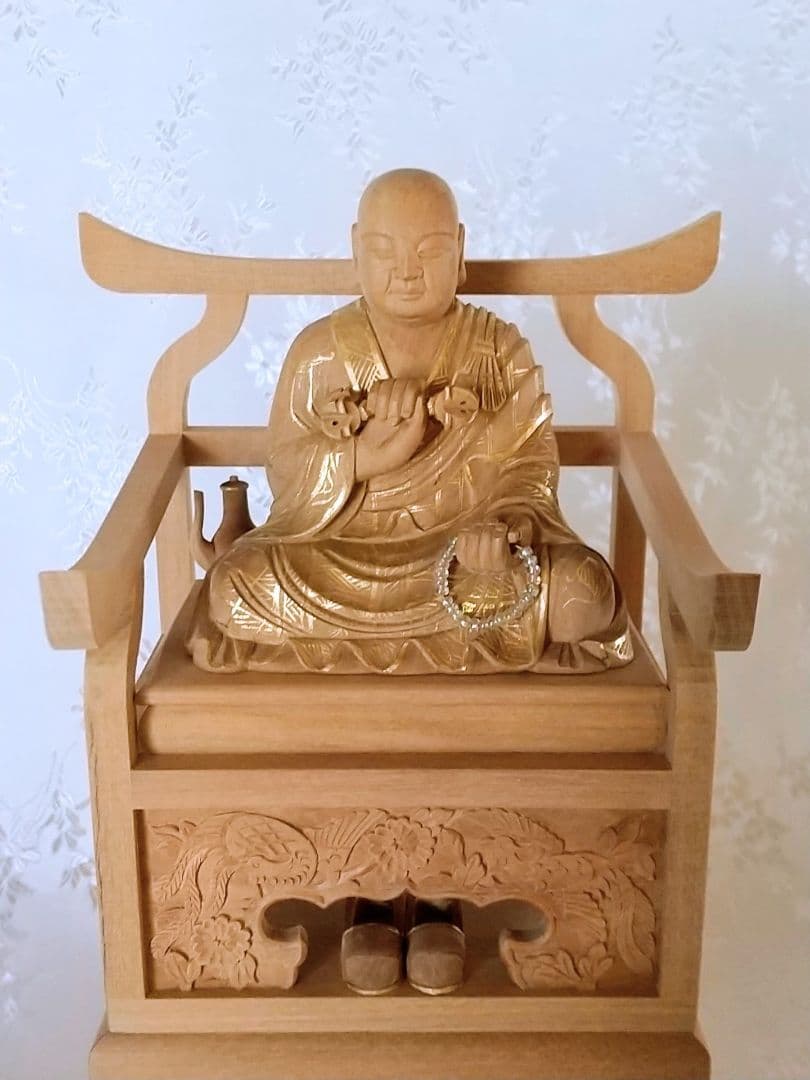 弘法大師坐像 空海 お大師さま 2.5寸#030 ◆白檀 木彫 仏像