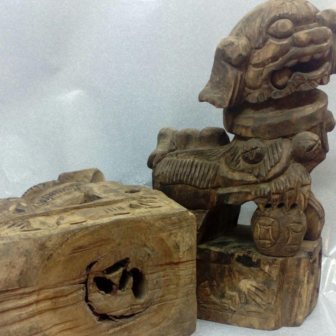 仏教古美術中国朝鮮方面江戸期頃細密造形木彫ニ対獅子２５〜２７センチ寺社仏閣当時物