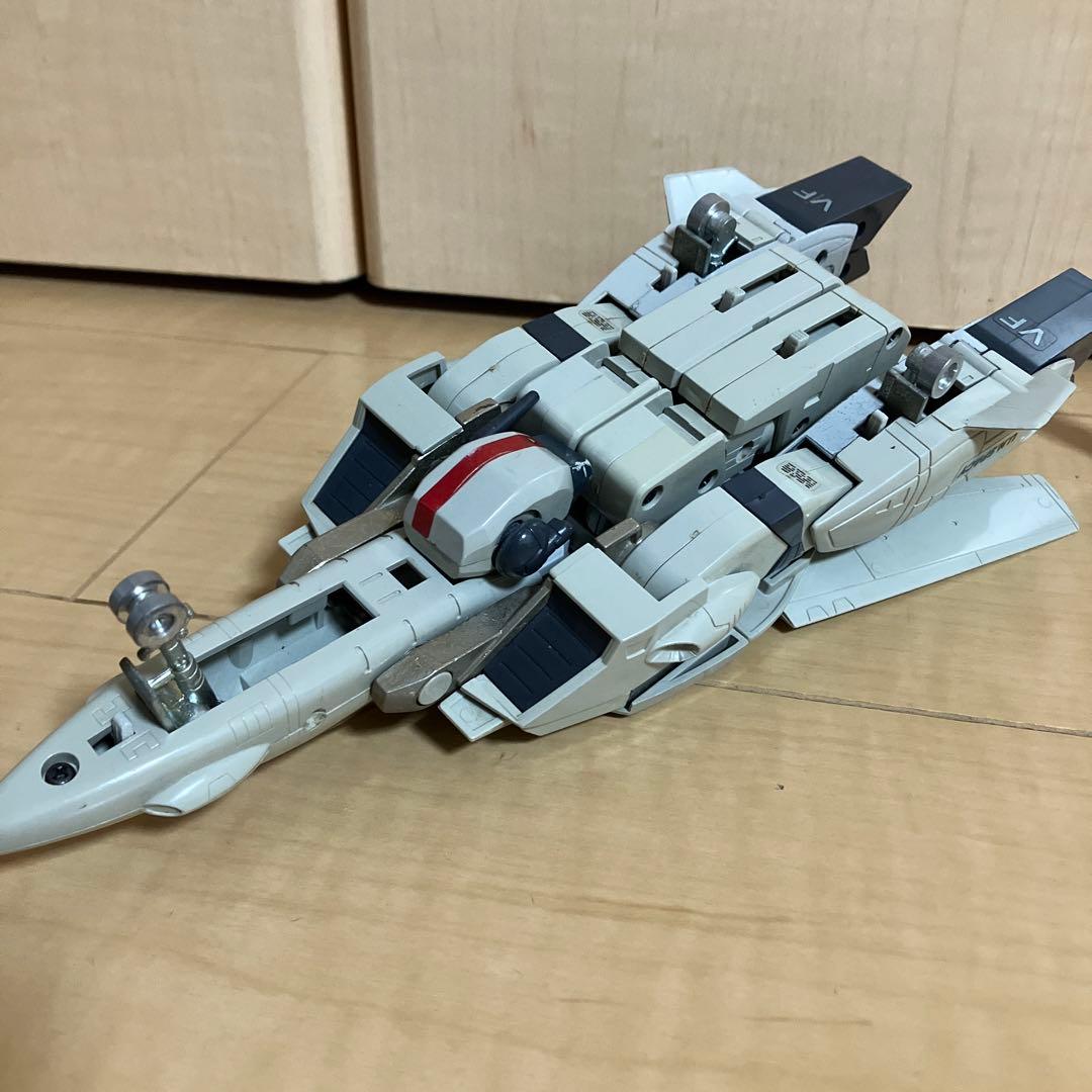 VF-1J バルキリー（一条輝機） タカトクトイス 超合金 1/55 マクロス
