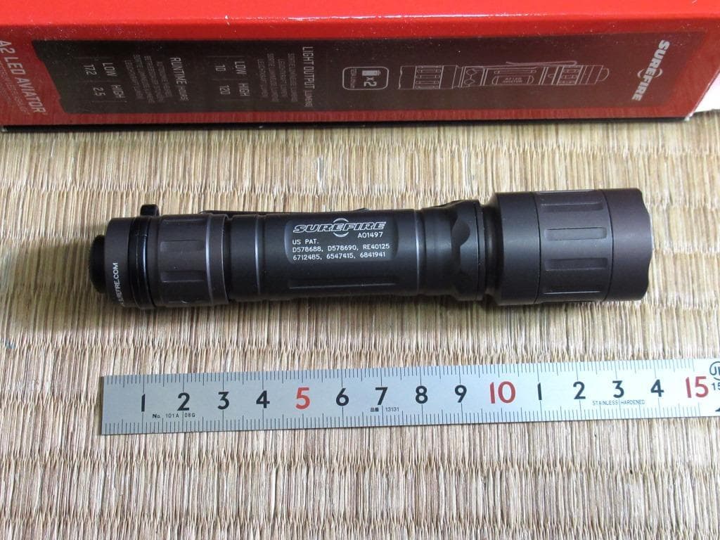 SUREFIRE　LED　AVIATOR