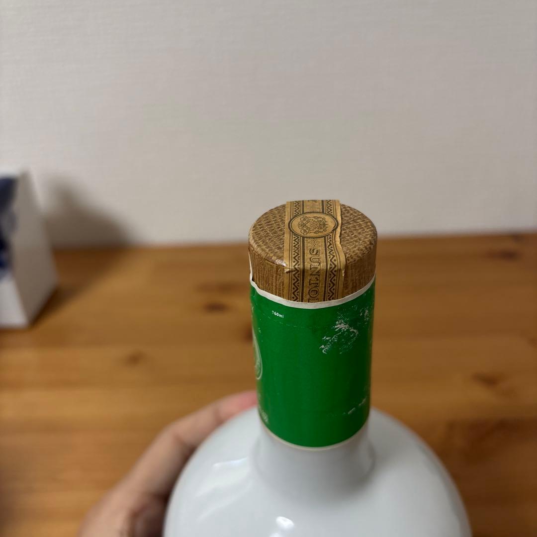 サントリーウイスキー　特級　ゴルフクラブ10周年記念　陶器ボトル　未開封