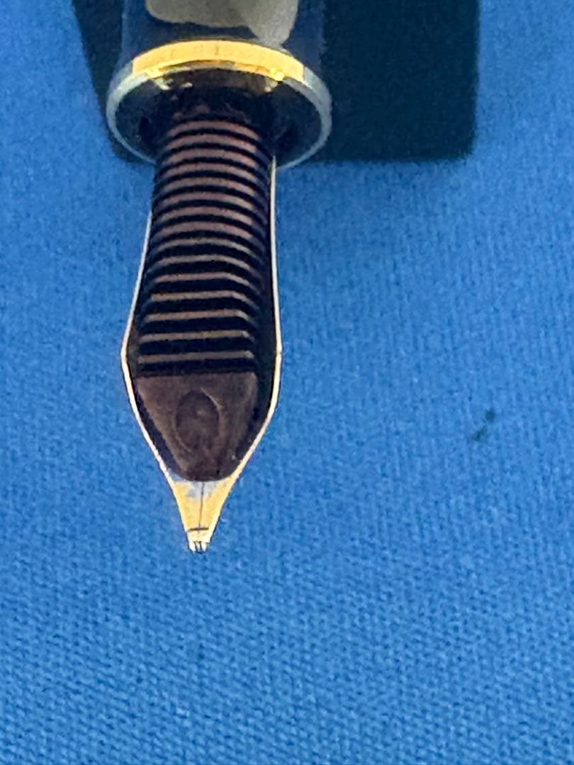 ペリカン万年筆　スーべレーンM600 M中字　ブルーストライブ