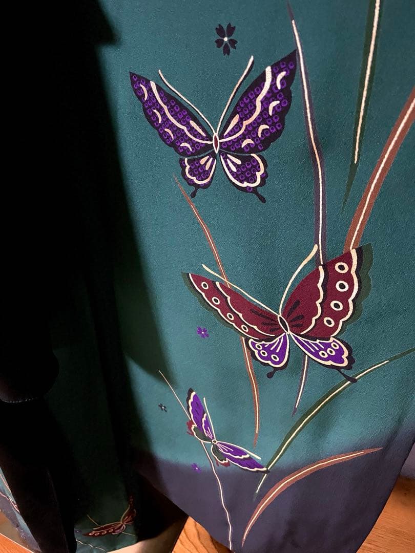 振袖フルセット　蝶々が舞う友禅振袖　クールな色はさりげなく美人色　成人式振袖