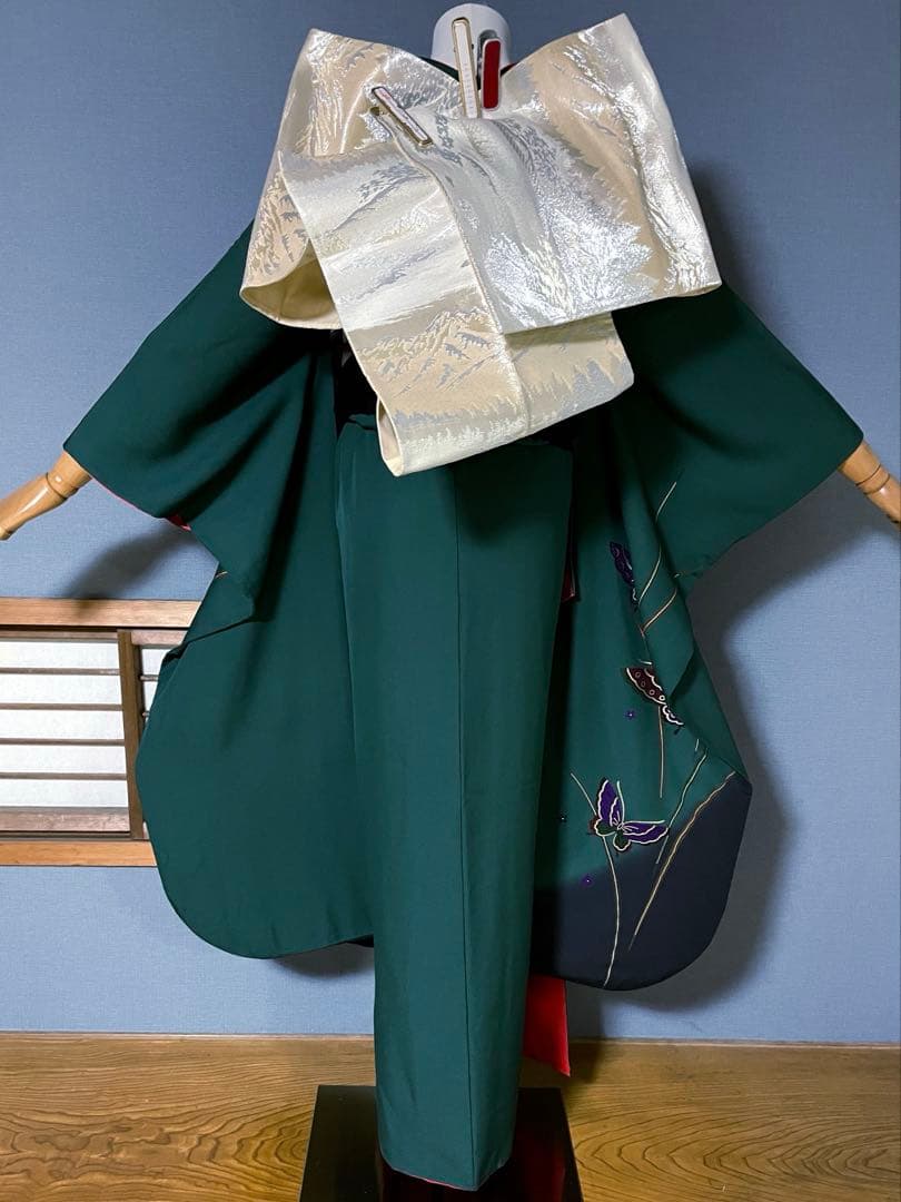 振袖フルセット　蝶々が舞う友禅振袖　クールな色はさりげなく美人色　成人式振袖