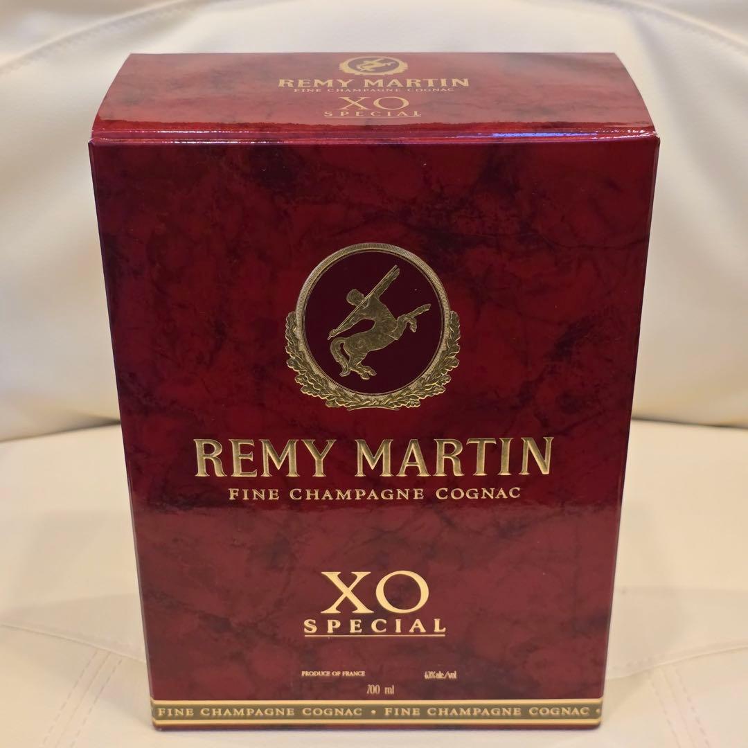 新品未開封　REMY MARTIN レミーマルタンXO SPECIAL700ml