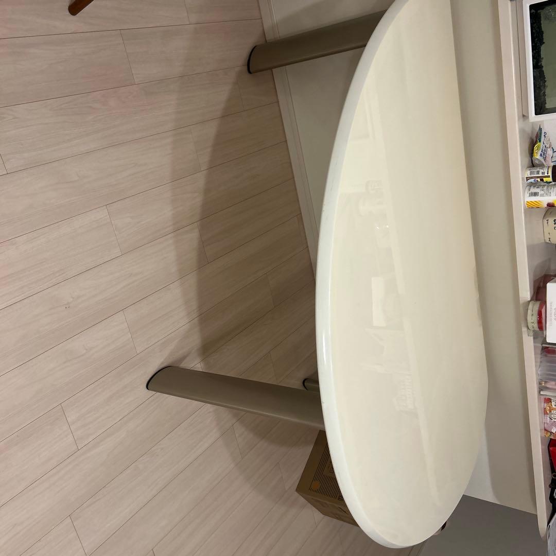 大塚家具　涙型ダイニングテーブル