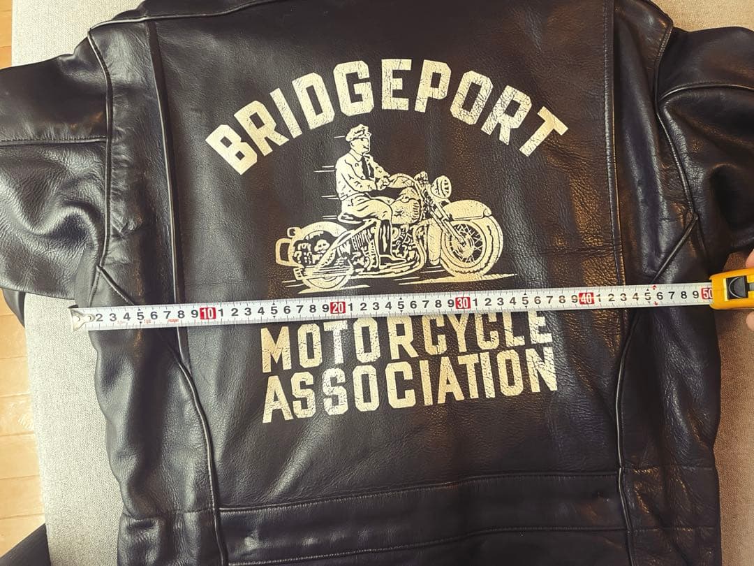 カッコ良すぎる革ジャン