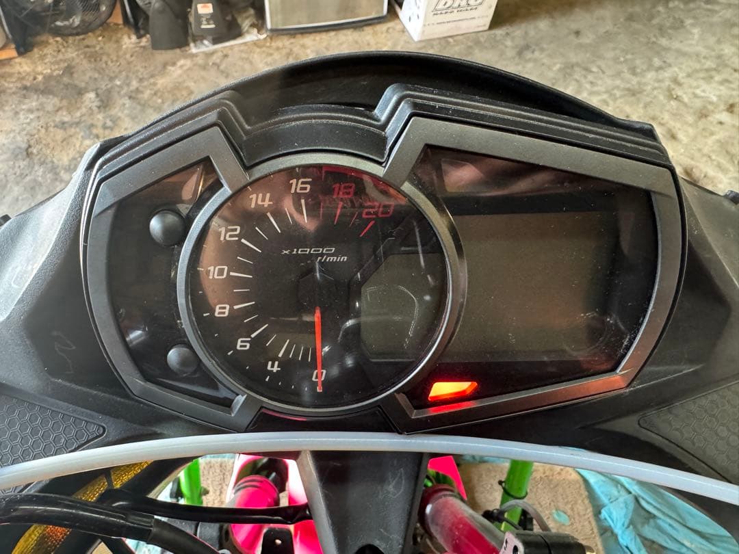 ZXー25R 2021年式　純正メーターASSY