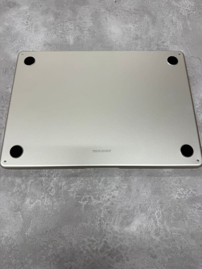 MacBook Air M2 2022 16GBメモリ 256GB 13インチ