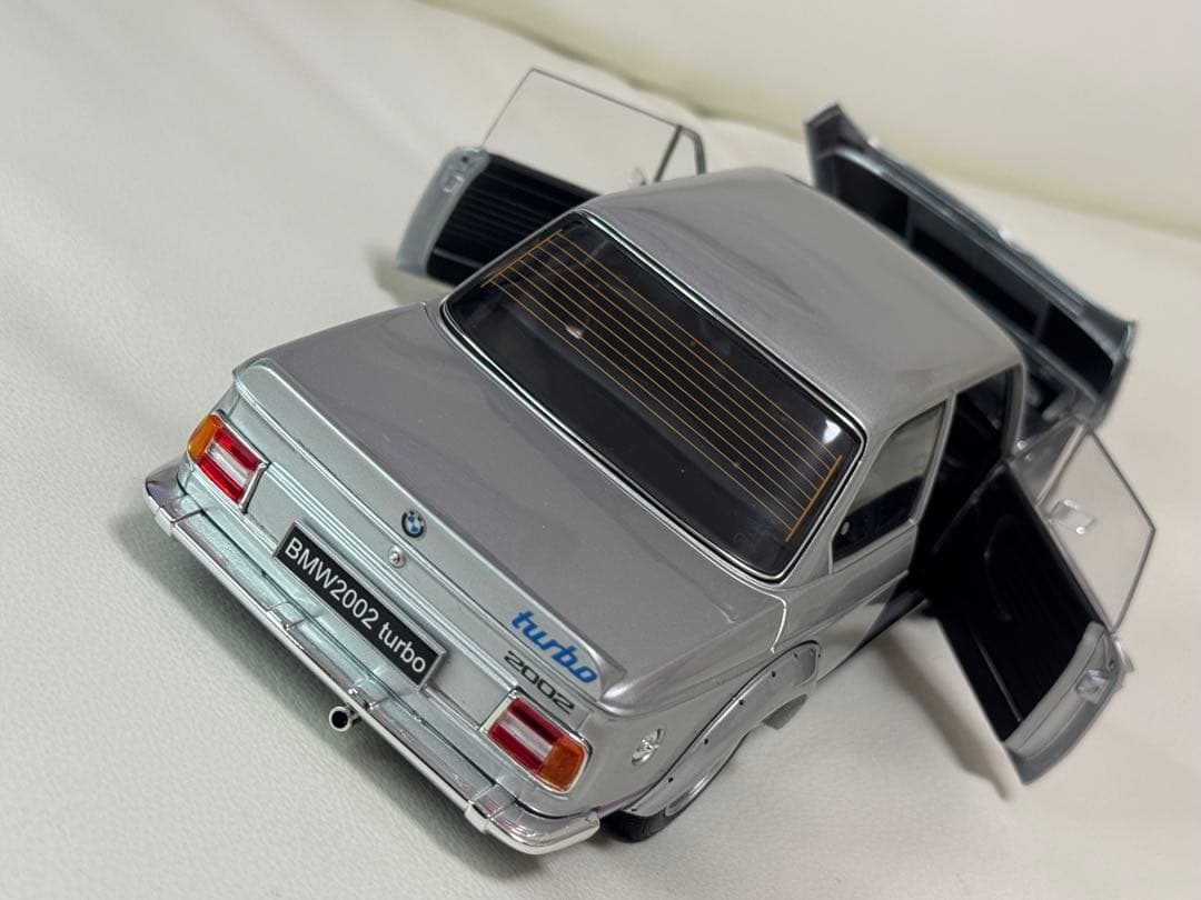 ☆ 京商 BMW 2002 ターボ 1/18 ☆