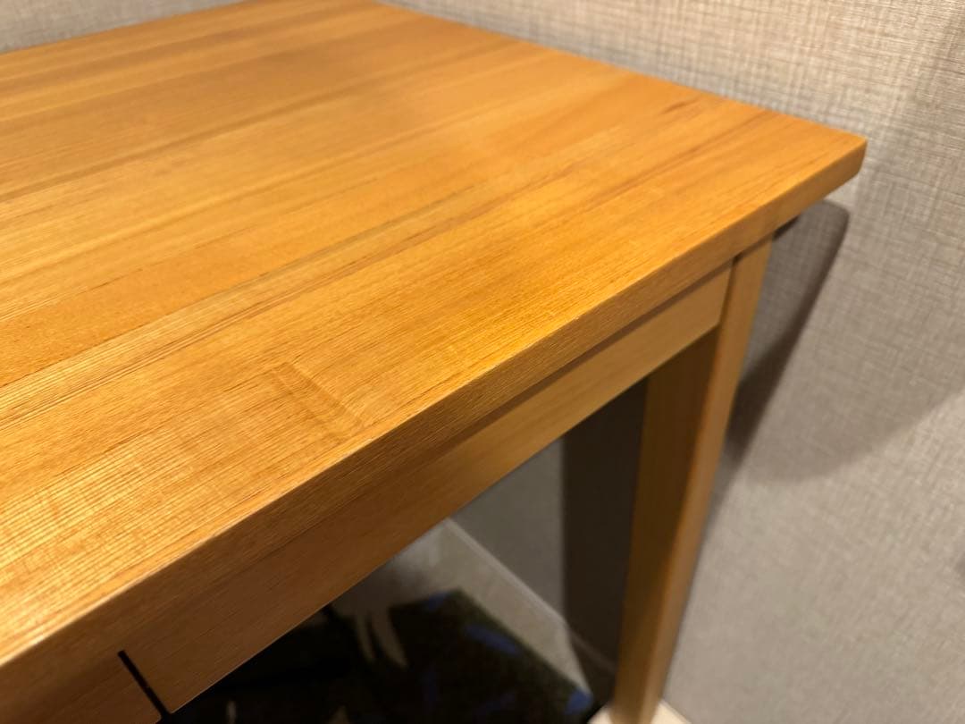無印良品タモ材 デスク　110cm