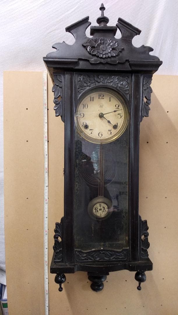 古い柱時計　　①