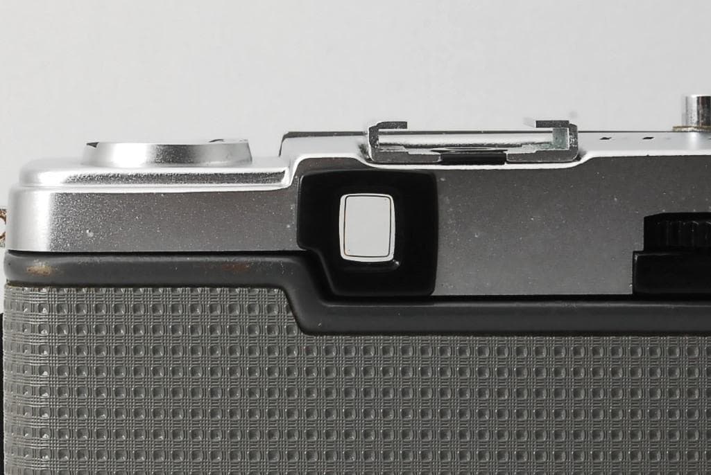 オリンパス PEN EE-2 28mm F3.5