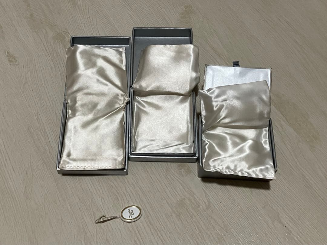 ディオール　アクセサリー空箱　まとめ売り