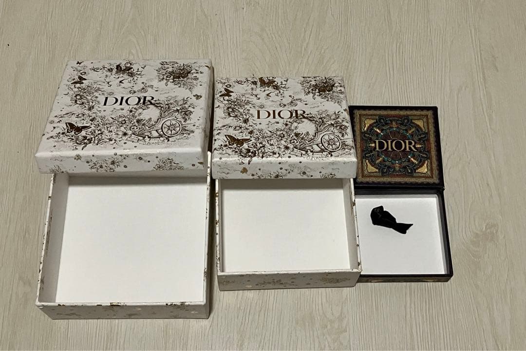 ディオール　アクセサリー空箱　まとめ売り