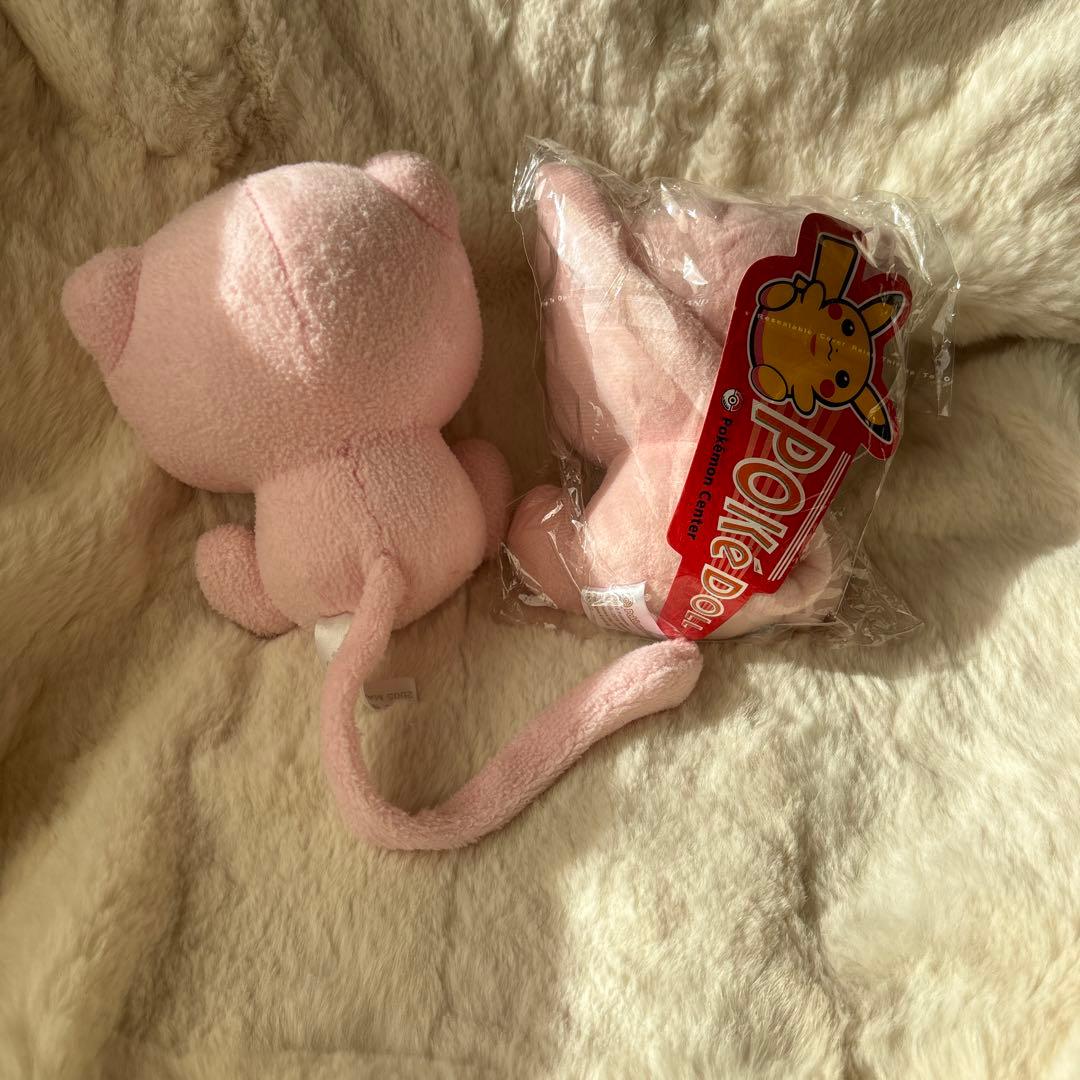 ポケモンセンター　ミュウ　海外　ぬいぐるみ