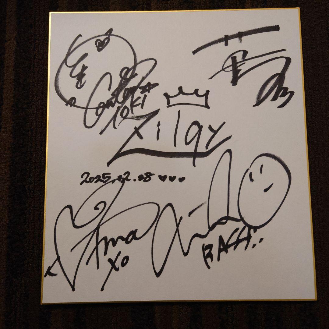 Zilqy　直筆サイン色紙