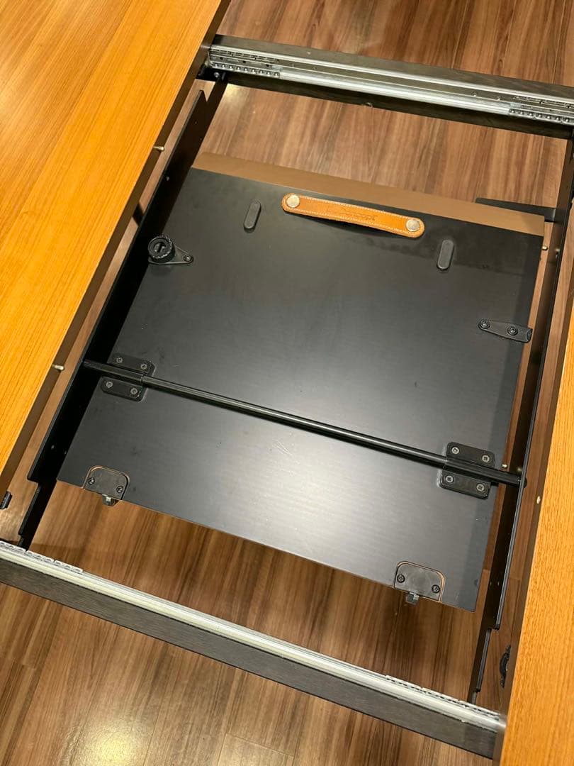 BoConcept Milano エクステンションダイニングテーブル