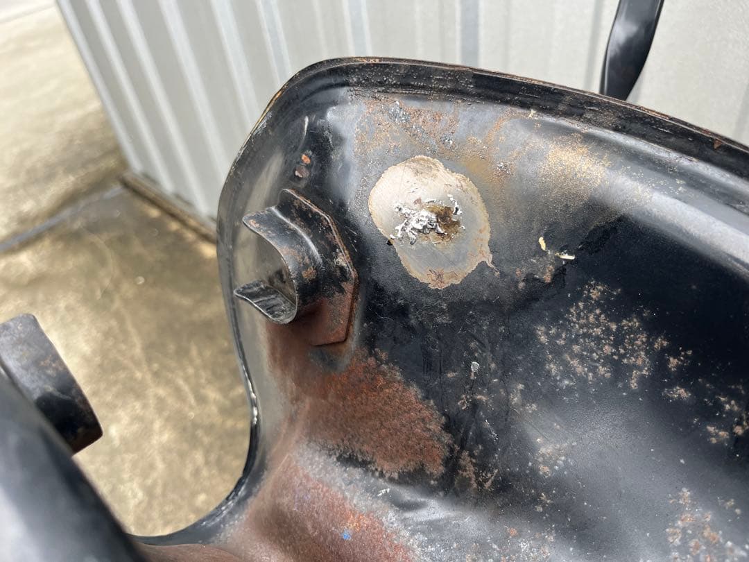 HONDA CD125T純正タンク