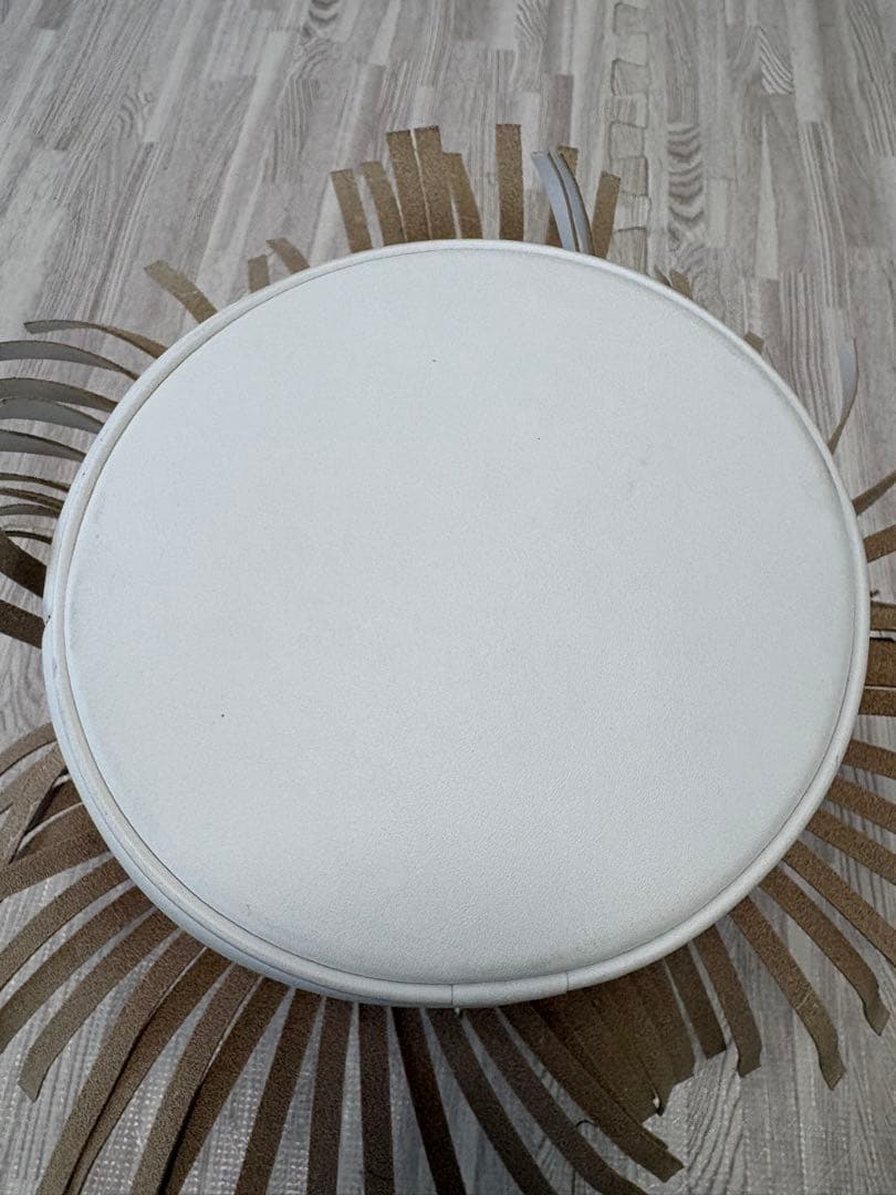 J&M Davidson ホワイトフリンジショルダーバッグ