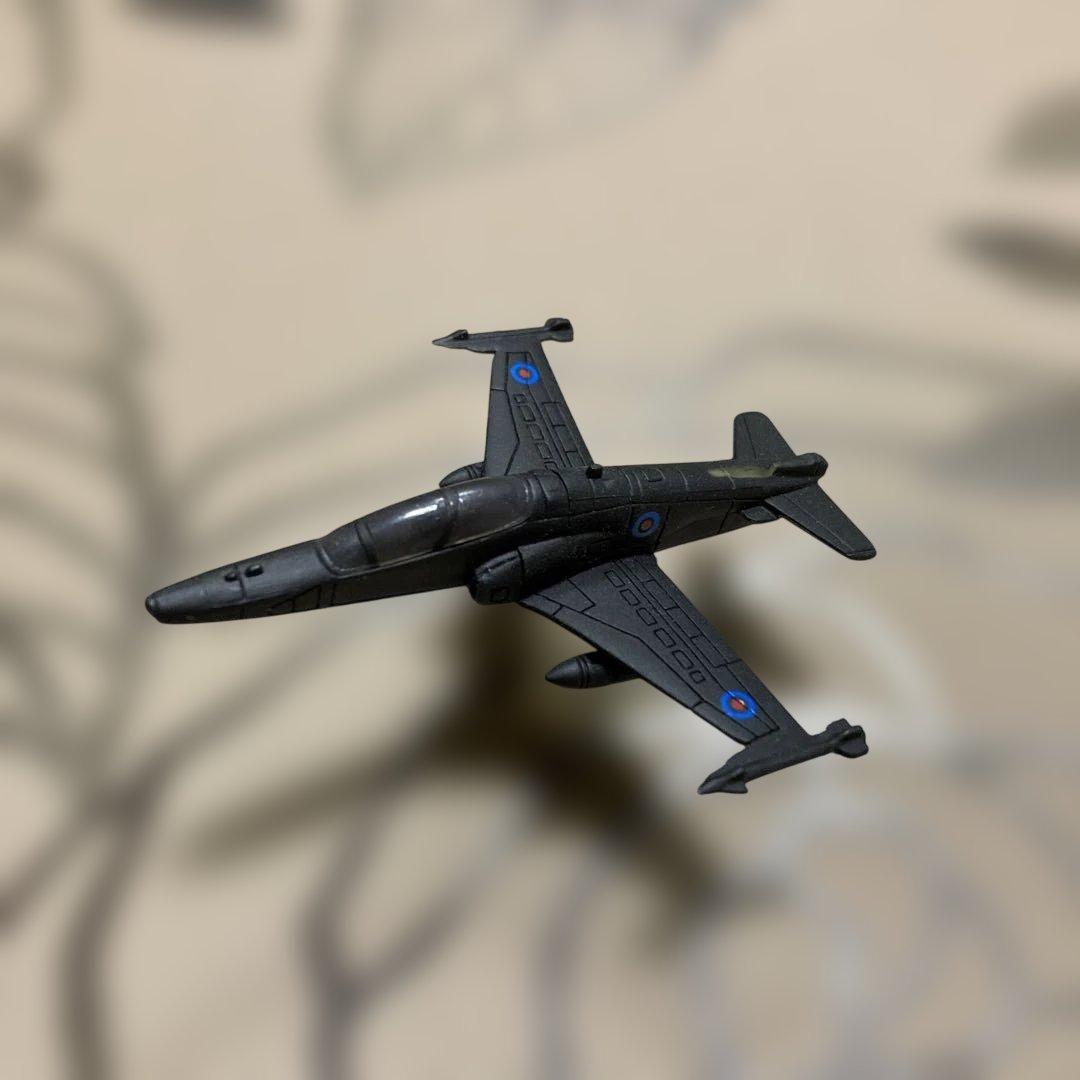 世界の戦闘機 戦闘機ミニチュアセット ガラスケース鏡付き