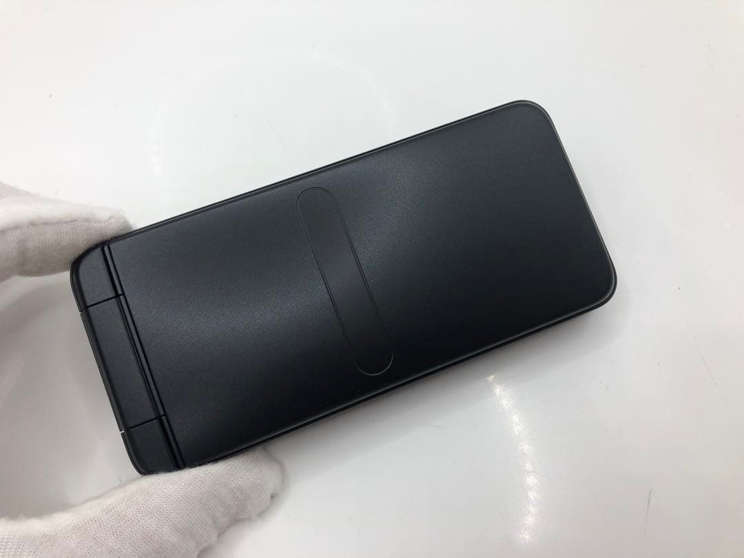 【SIMロック解除済 】au GRATINA KYF42 ブラック