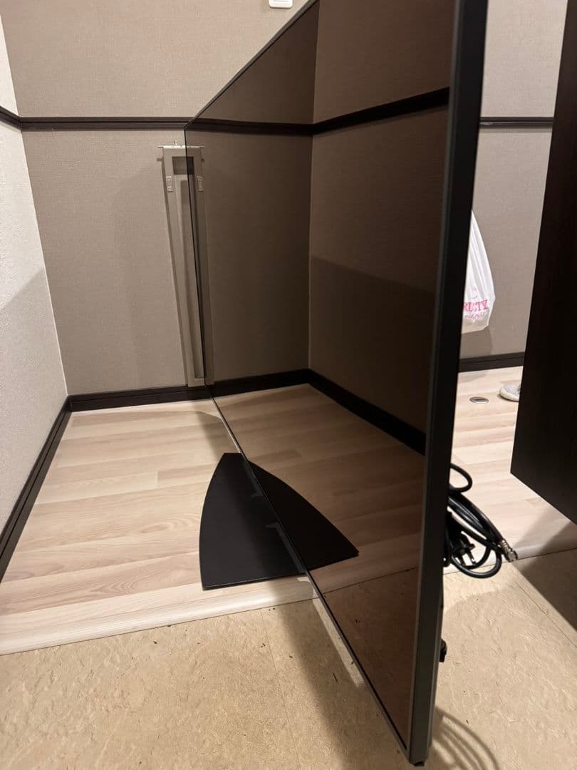 ※引取限定※SHARP スマートテレビ　壁寄せスタンド付き　60インチ