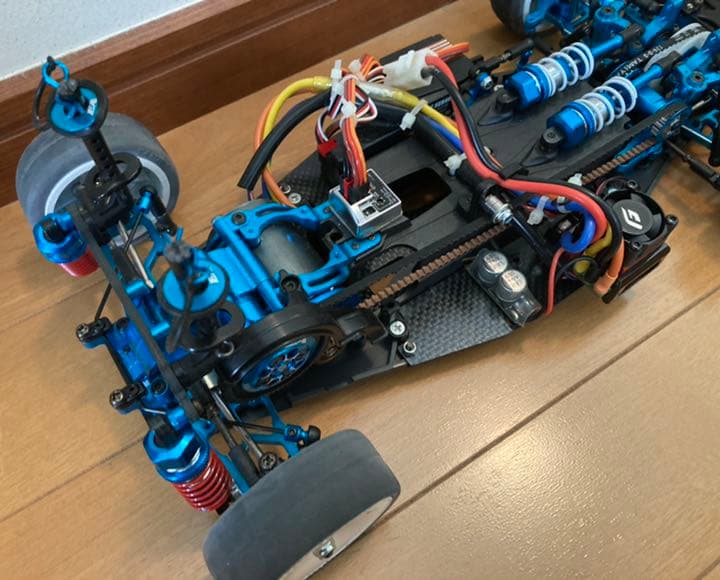 タミヤ　TA06ラジコンカー