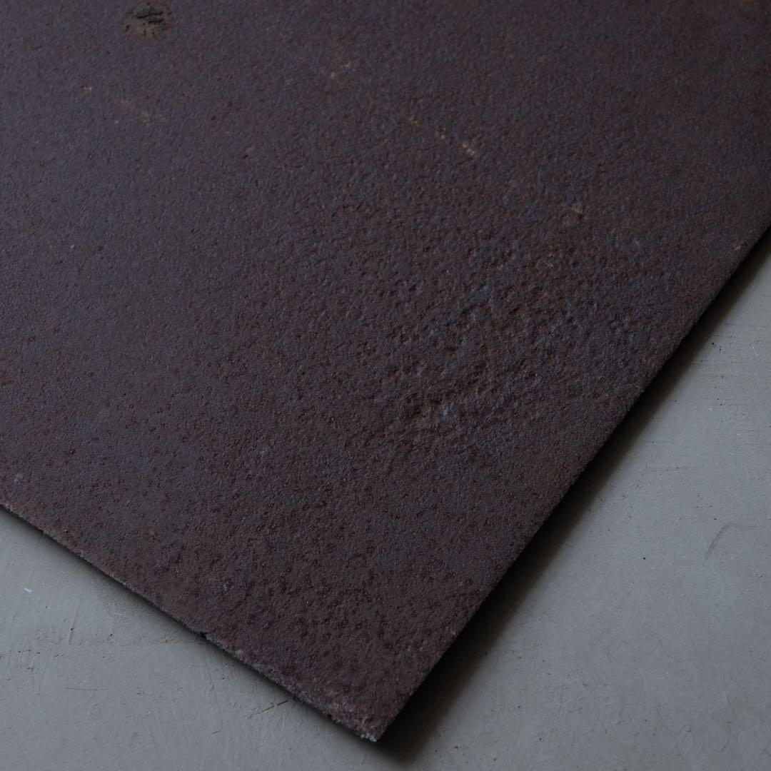 錆びた鉄板　絵画 看板 黒板 メニュー オブジェ 古道具 インダストリアル