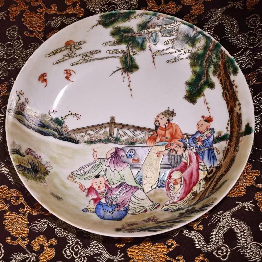 中国古美術・珍蔵粉彩・人物風景絵磁器の中皿・純手描き・箱付・置物・文房具・観賞皿