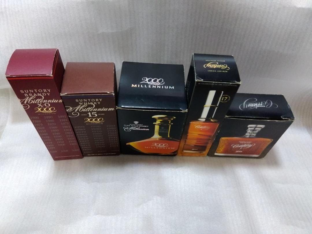 サントリー ウイスキー センチュリー ・ ミレミニアム 他（古酒）５本セット箱付