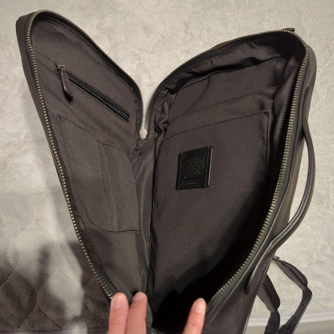【使用回数5日】COACH ブラック レザービジネスバッグ リュック紐収納可