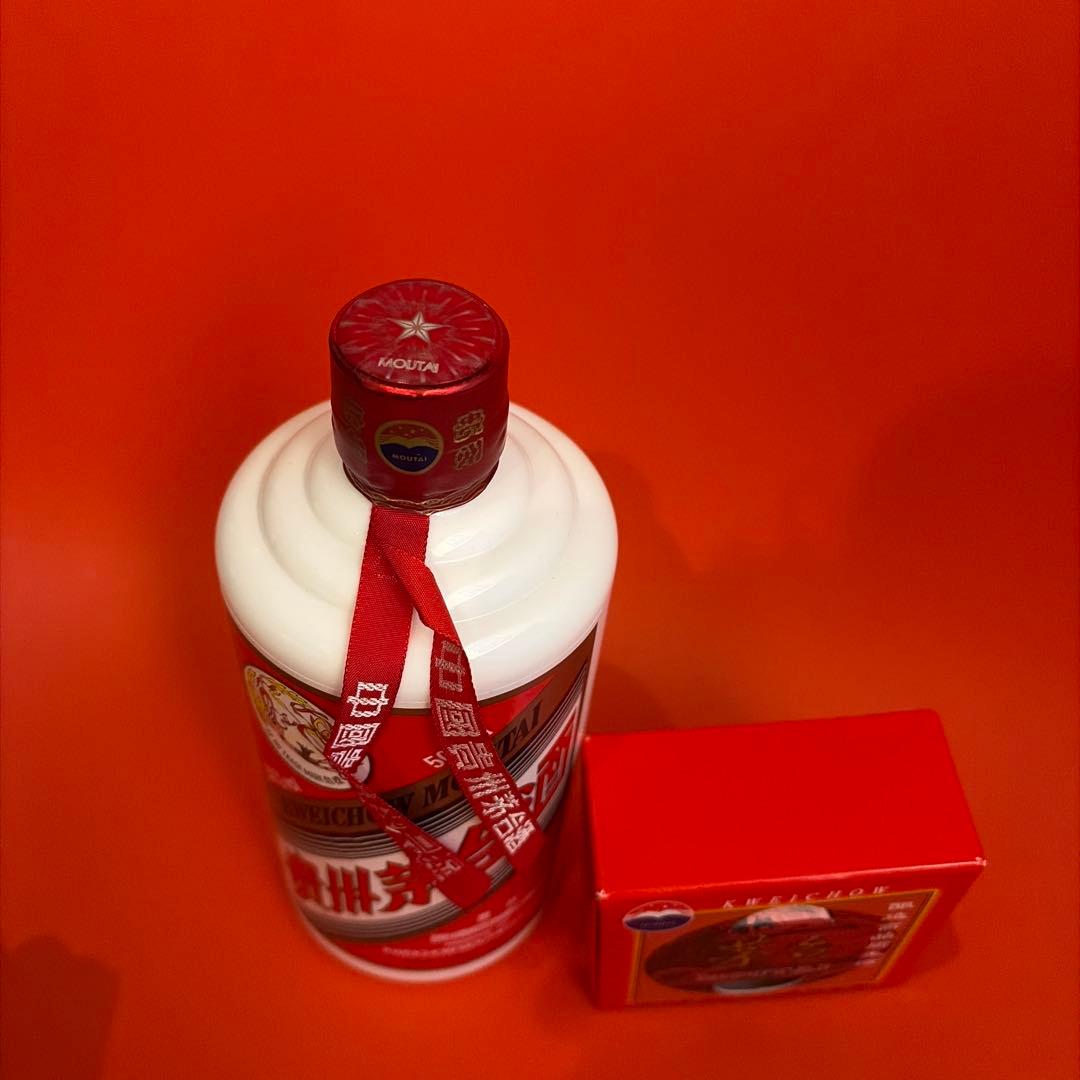 Kweichow Moutai 箱入り