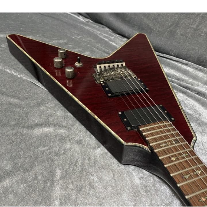 希少生産完了モデル Schecter AD-V-1-FR EMGピックアップ搭載