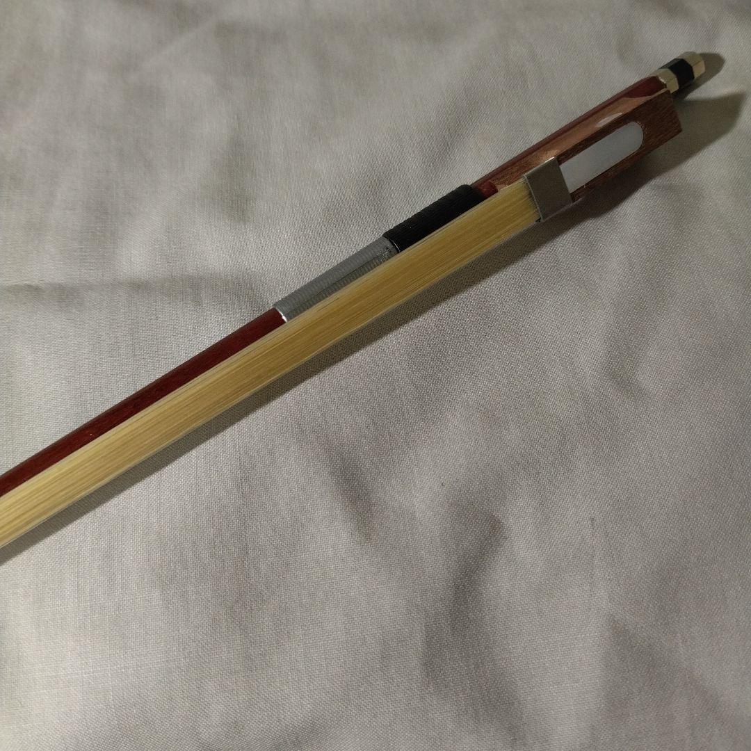 ♥新品未使用4/4♥初心者用バイオリン♥値引済♥弓、ケース、松脂付き