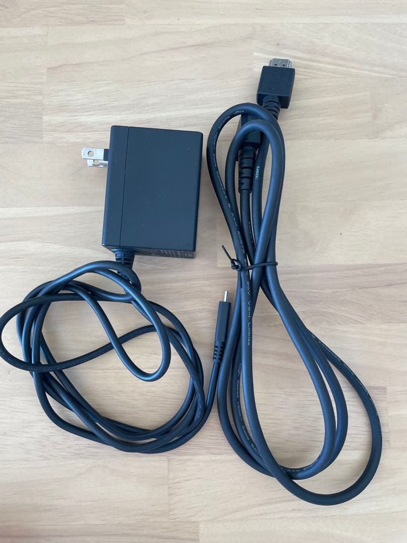 Nintendo Switch （ネオンブルー&レッド） ケース付