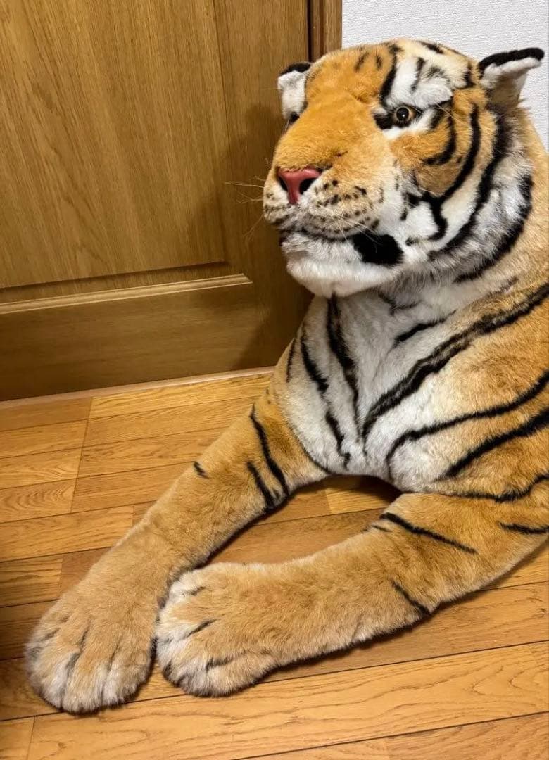 虎　トラ　超巨大ぬいぐるみ　リアル　約250cm