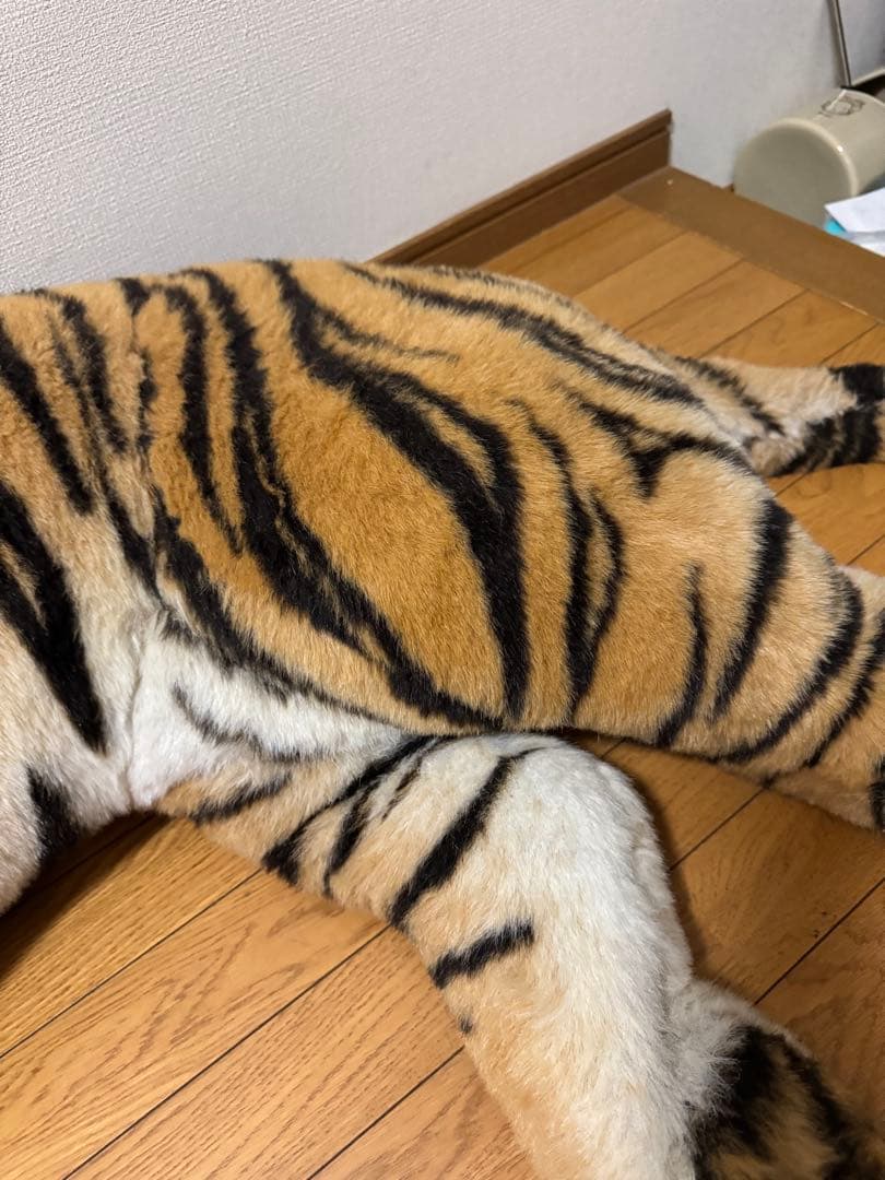 虎　トラ　超巨大ぬいぐるみ　リアル　約250cm