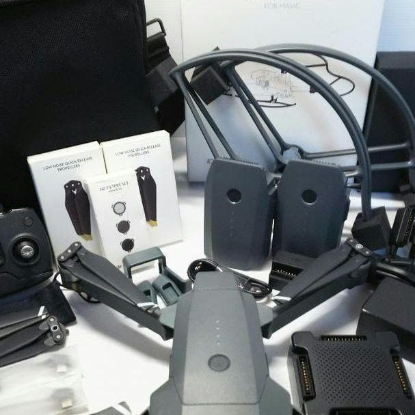 ドローン DJI Mavic Pro フルセット＋付属品・キャリーバッグ